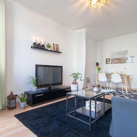 Ruhige Wohnung In Zentraler Lage - Quiet Flat In A Central Location Magdeburg Exterior foto